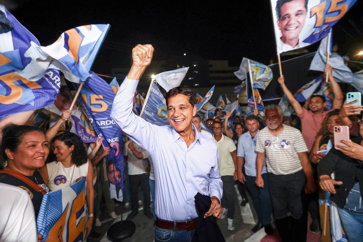 Ricardo Ferraço lidera disputa pela reeleição e supera Pazolini em primeiro e segundo turnos, afirma Real Time